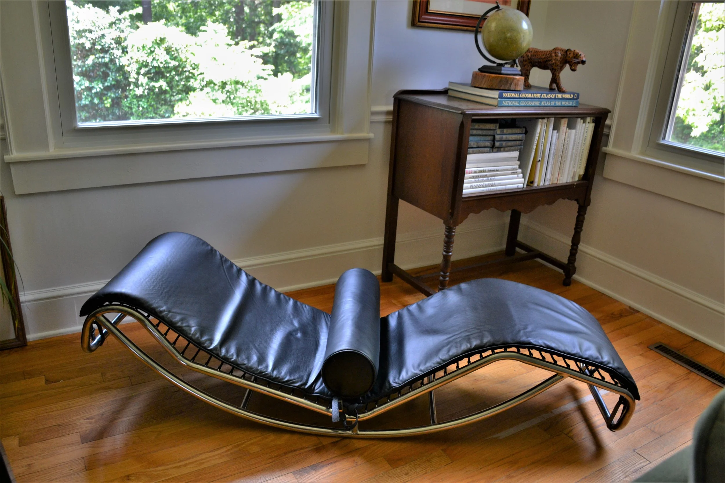 Vintage Mid Century Modern Chaise Lounge: $15 Thrift Store Find to $135 Profit